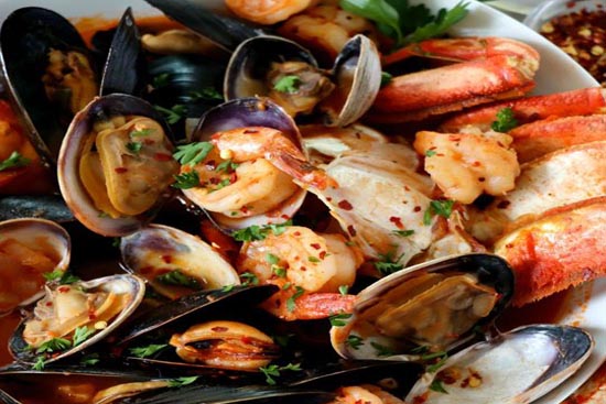 Cioppino - A recipe by Epicuriantime.com