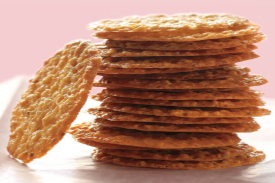 Lacy almond-orange cookies - A recipe by Epicuriantime.com